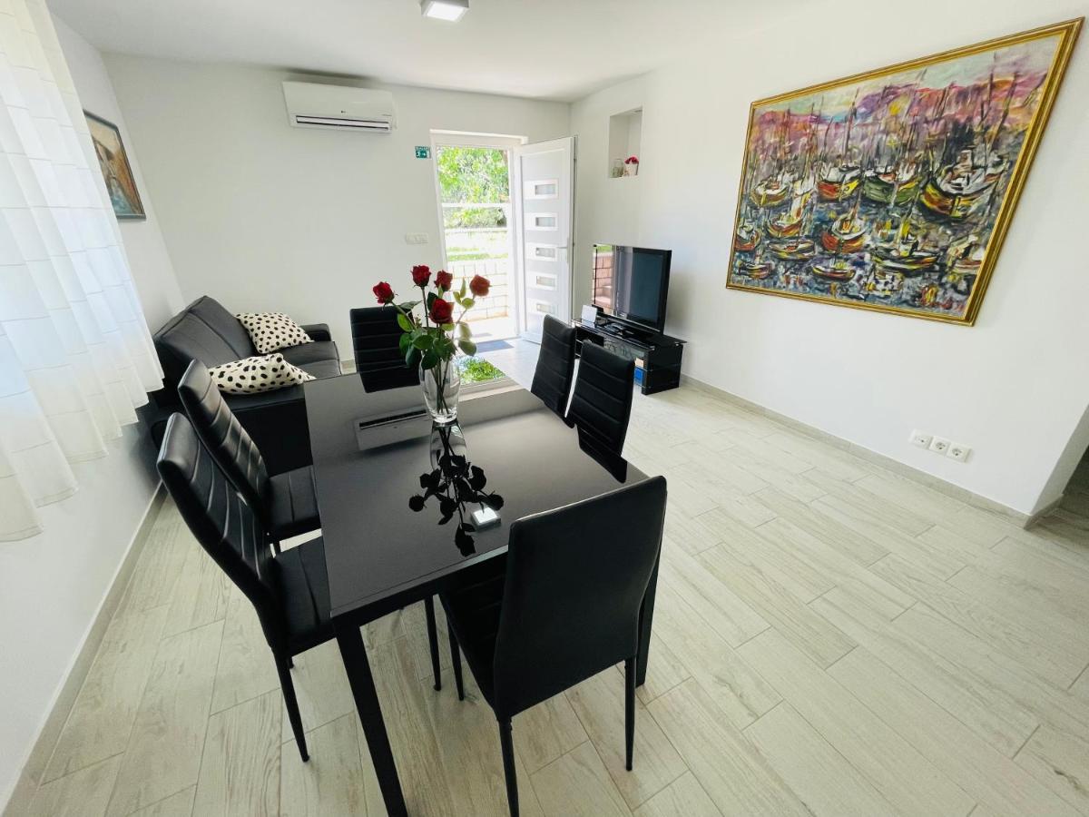 Apartment Paulina 特罗吉尔 外观 照片